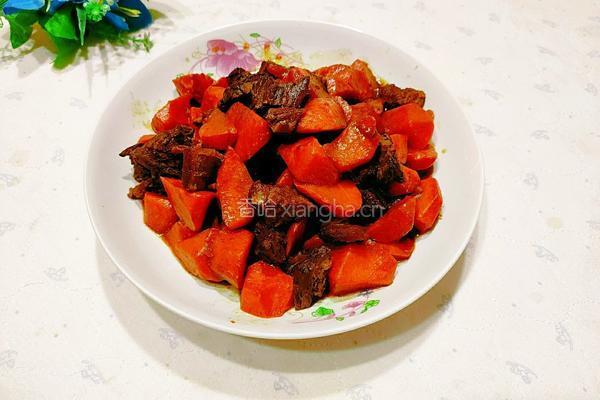 胡萝卜烧牛腩的做法图解14