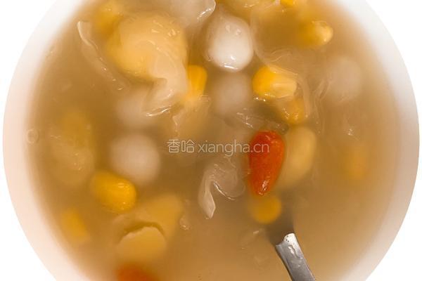 银杏枸杞银耳元宵汤的做法图解3