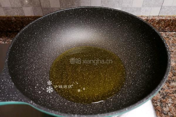 韭黄炒肉丝的做法图解5