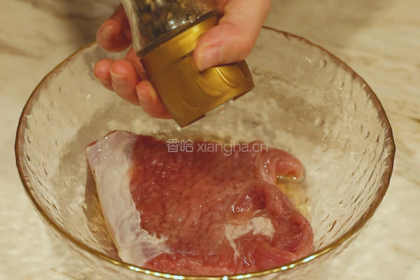 茄汁菌菇猪扒饭的做法图解2