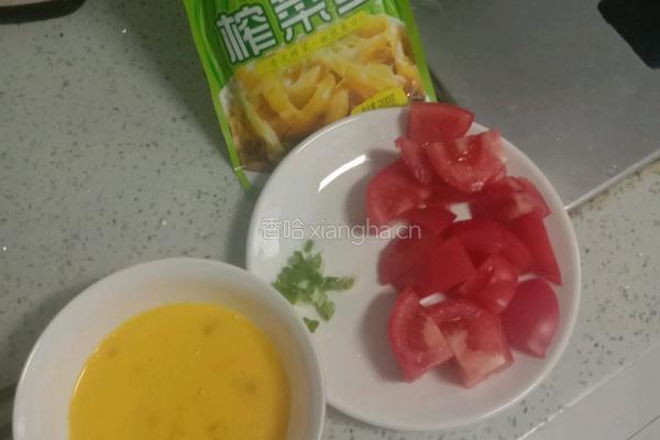 番茄鸡蛋榨菜汤的做法图解2