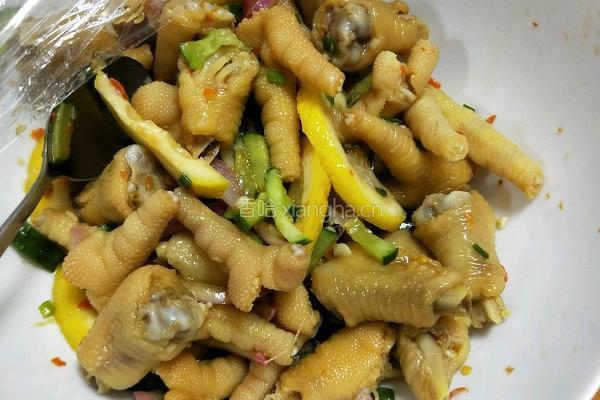 柠香酸辣鸡爪