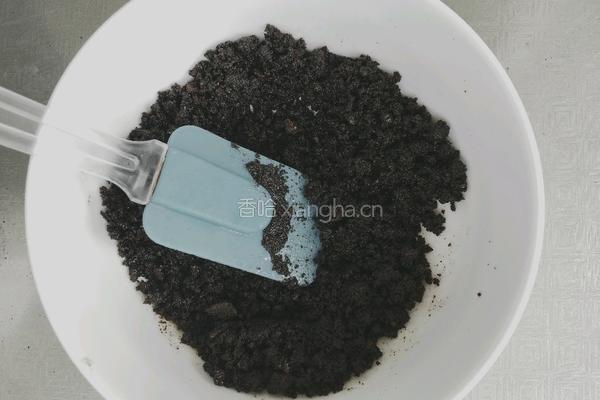草莓酸奶巧克力慕斯的做法图解3