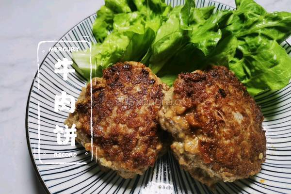 汉堡肉饼配米饭更赞