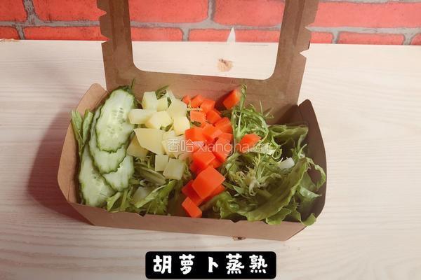 每天一道减肥餐：蔬菜沙拉的做法图解3