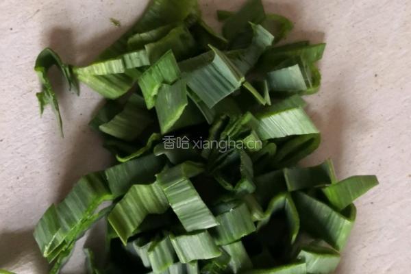 清爽系列之清炒油麦的做法图解1