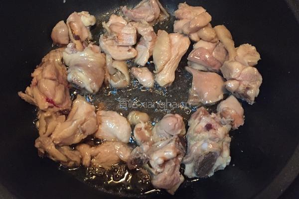 鹌鹑蛋烧鸡腿的做法图解4
