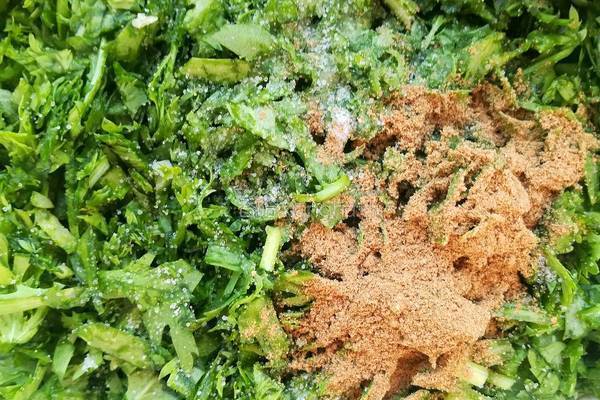 虾仁茼蒿丸的做法图解6