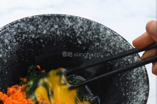 胡萝卜菠菜蛋饼的做法图解6