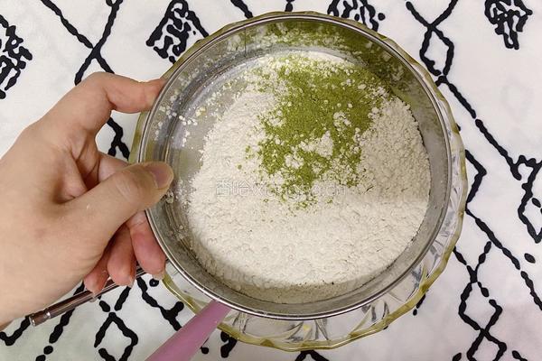 酥脆好吃|封印春天的薄荷抹茶曲奇㊙️的做法图解4