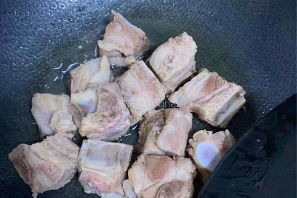 红烧排骨土豆的做法图解7