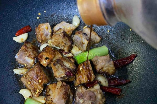 红烧排骨土豆的做法图解11