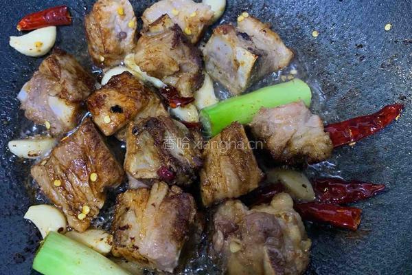 红烧排骨土豆的做法图解10
