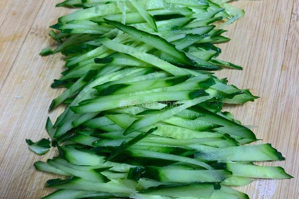 牛筋面拌黄瓜（麻酱）的做法图解3