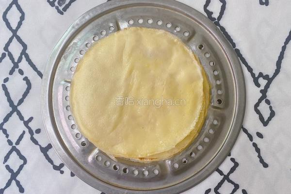 ㊙️细腻嫩滑|完胜甜品店的草莓芒果千层的做法图解10
