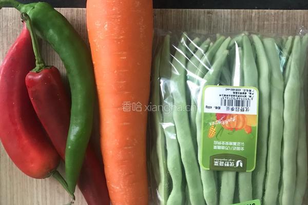 彩椒炒饭的做法图解3
