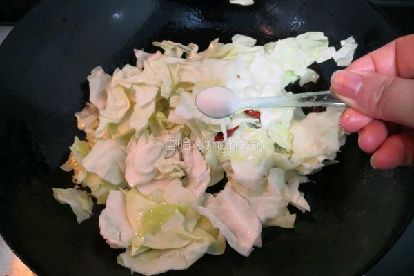 春季卷心菜的做法图解9