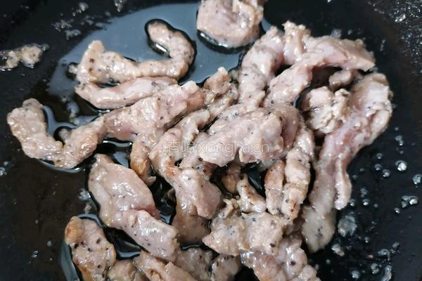 芦笋炒牛肉的做法图解7