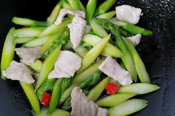 芦笋炒肉片的做法图解9