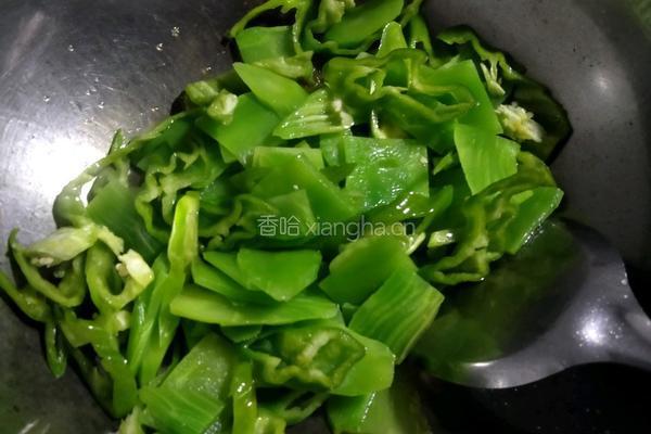青椒莴笋的做法图解6