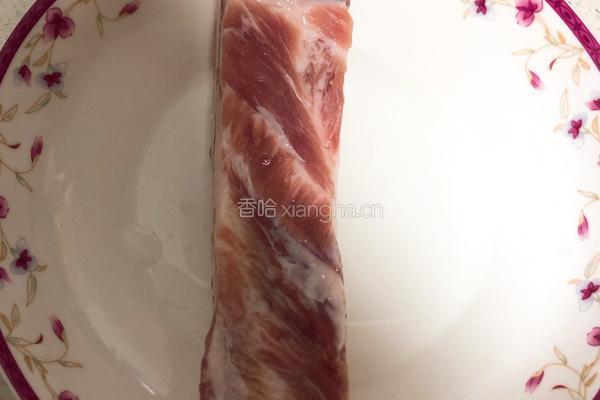 辣炒回锅肉的做法图解1