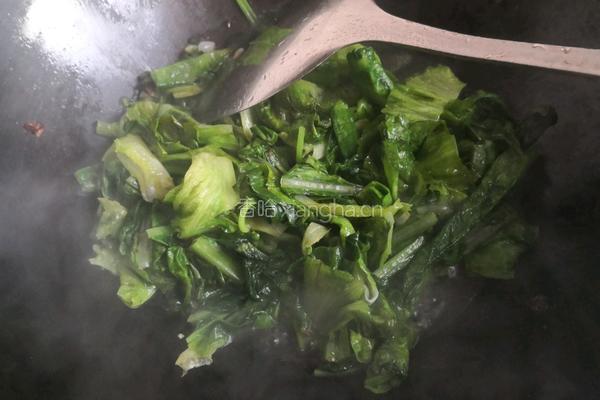 清炒生菜的做法图解3