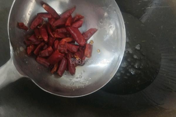 火腿炒刺老芽的做法图解7
