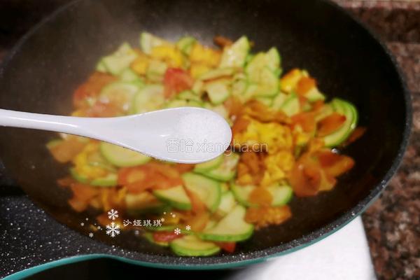 番茄炒西葫芦的做法图解12