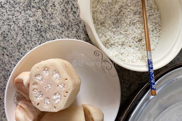 香甜软糯糯米藕简单易学红枣糯米补血养颜新手零失误的做法图解1