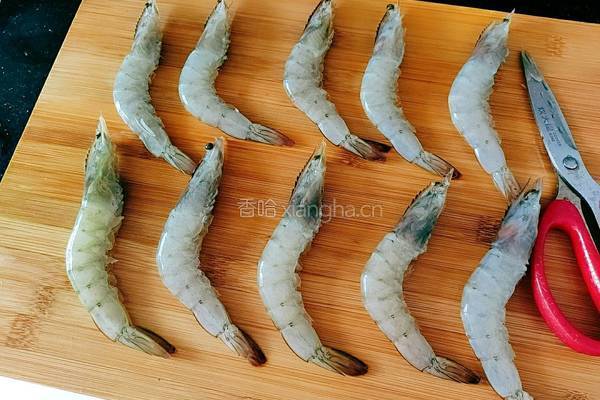 西兰花炒虾的做法图解5