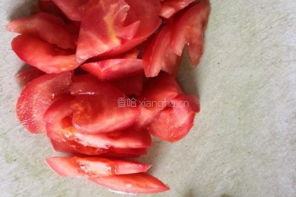 包头菜西红柿的偶遇的做法图解1