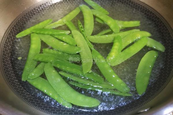 鸡翅根烧荷兰豆的做法图解12