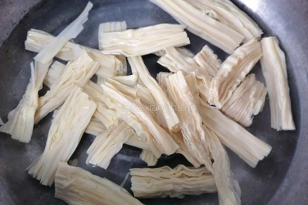 芹菜拌腐竹的做法图解6