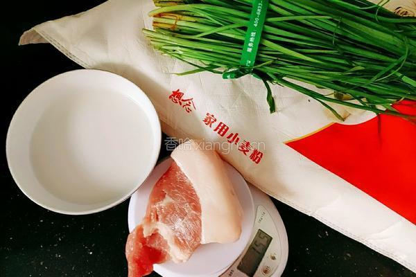 春韭猪肉煎饼的做法图解2