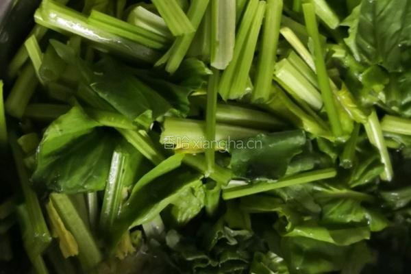 菠菜炒鸡蛋的做法图解1