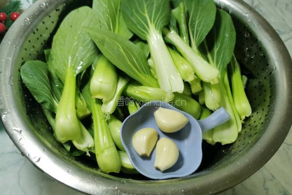 爆炒青菜的做法图解1