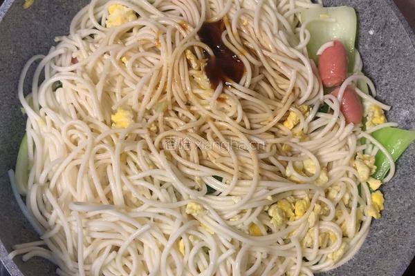 风味炒面的做法图解4