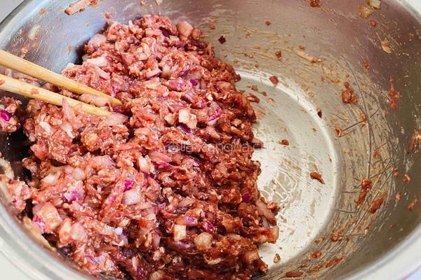 牛肉馅饼的做法图解2