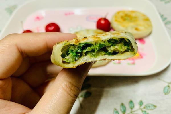芹菜鲜肉小馅饼的做法图解8