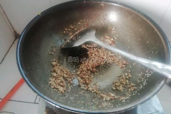 香肠黄金鸡肉炒饭的做法图解8