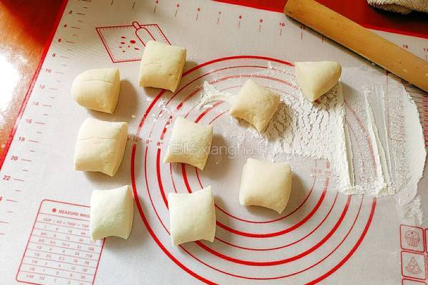菜心猪肉包子的做法图解16