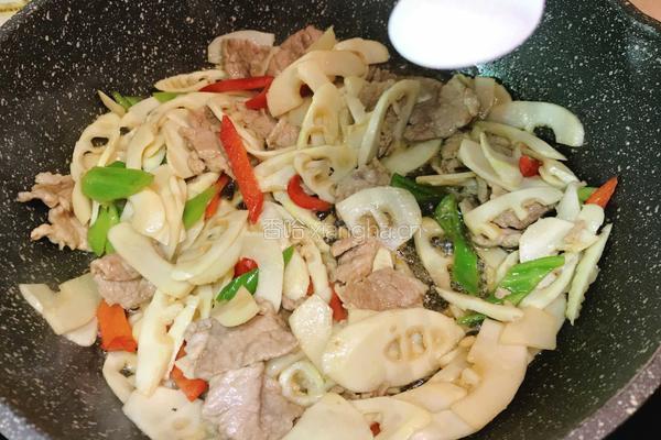 苦笋肉片的做法图解12