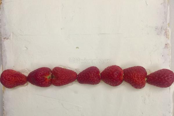草莓瑞士蛋糕卷的做法图解21