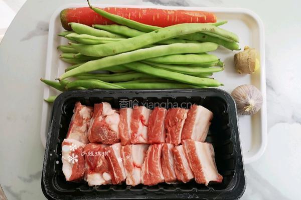 四季豆排骨的做法图解1
