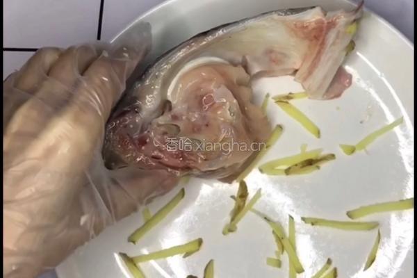 【剁椒鱼头】今天来一道湘菜的做法图解4