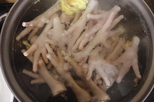 酸辣柠檬凤爪，超级好吃，好吃到停不下来的做法图解3