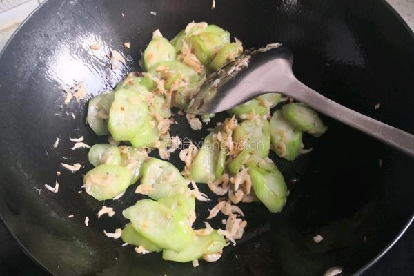 丝瓜虾皮的做法图解4