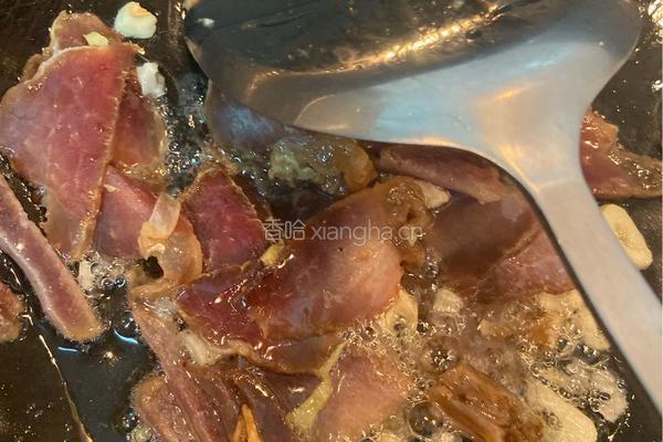 酱肉炒蒜苗的做法图解3