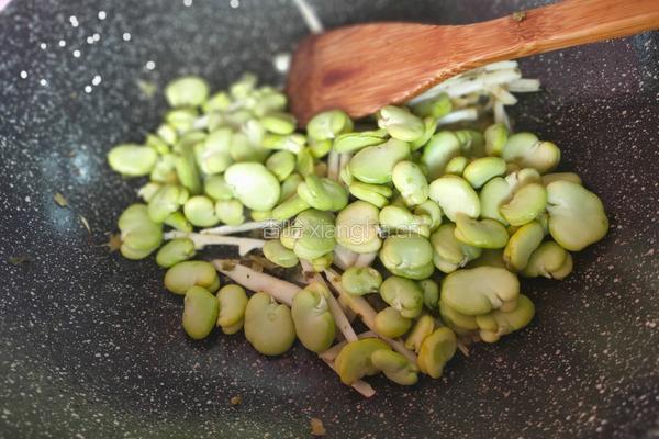 笋丝豆瓣汤的做法图解7