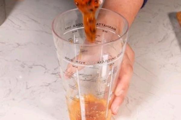 百香芒芒乳酸的做法图解3